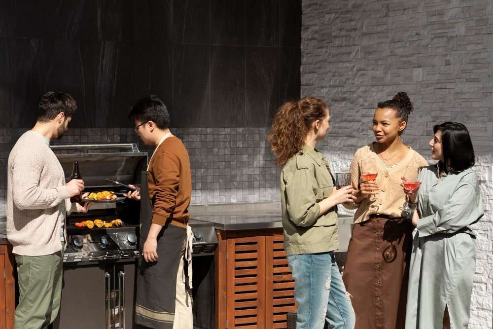 How to Maximize Your Backyard Space with an Outdoor Kitchen
